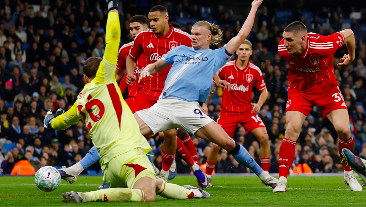 世界杯手机高清观看软件-豪门悲喜夜：阿森纳1-0 曼城2-2惨遭爆冷落后7分 维拉1-4切尔西