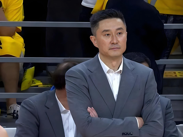 世界杯手机高清观看软件-雪上加霜！广东队又一锋线悍将受伤 杜锋很无奈|张浩嘉|青岛队|广东男篮|山东男篮|焦泊乔_新浪体育_新浪新闻